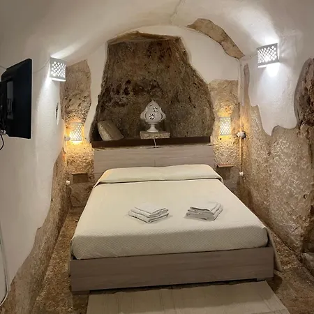Dimora Nella Roccia 3*
