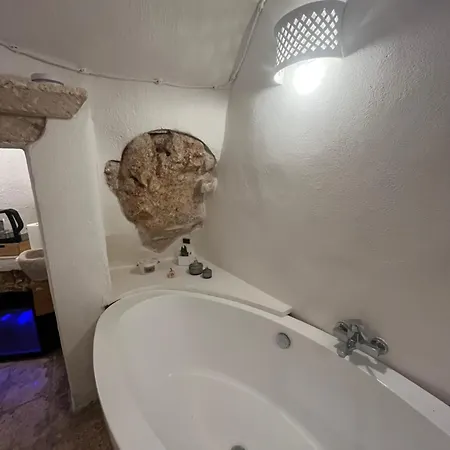 Dimora Nella Roccia 3* Ostuni